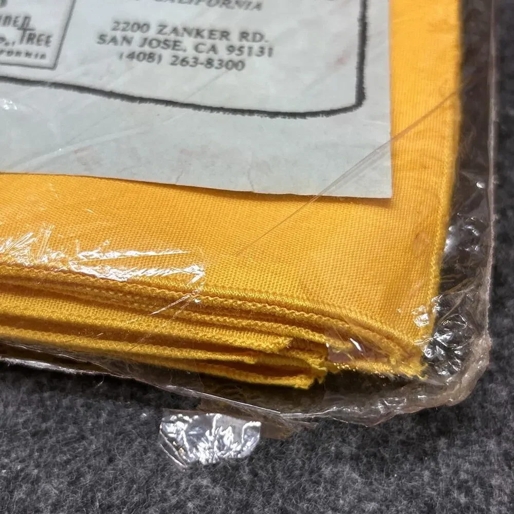 VTG Apron Linen Tree of California Gold Yellow Merrow Edged Cloth Napkins 12pc